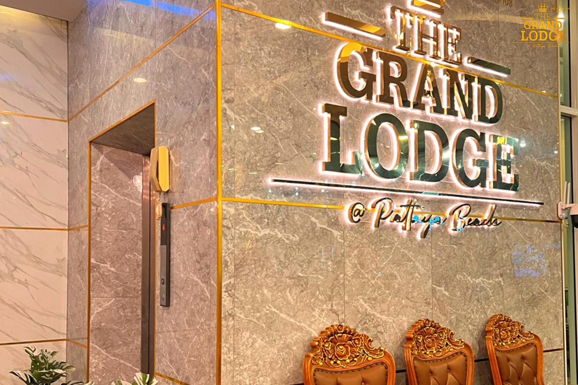 The Grand Lodge Паттайя Экстерьер фото