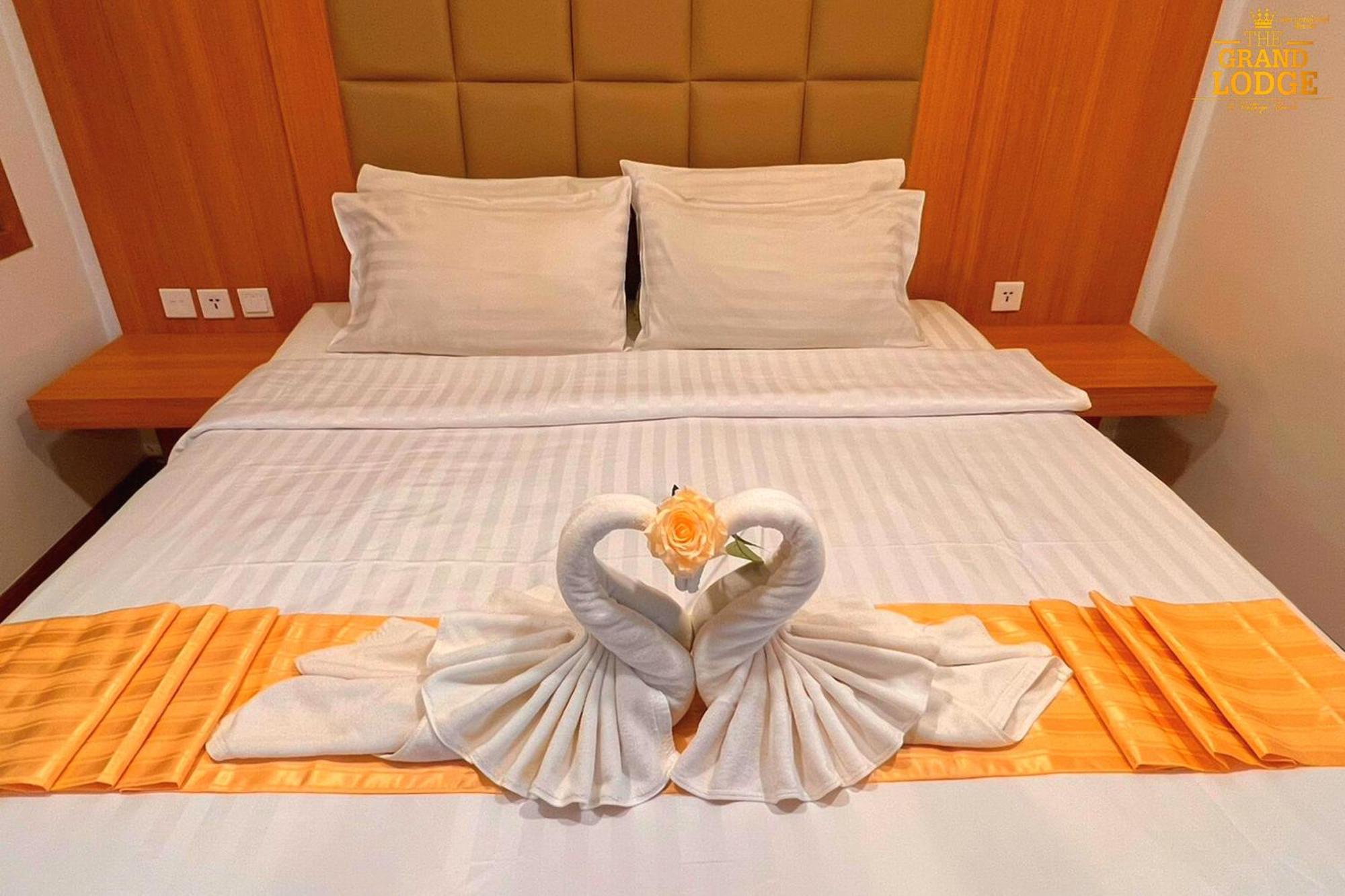 The Grand Lodge Паттайя Экстерьер фото